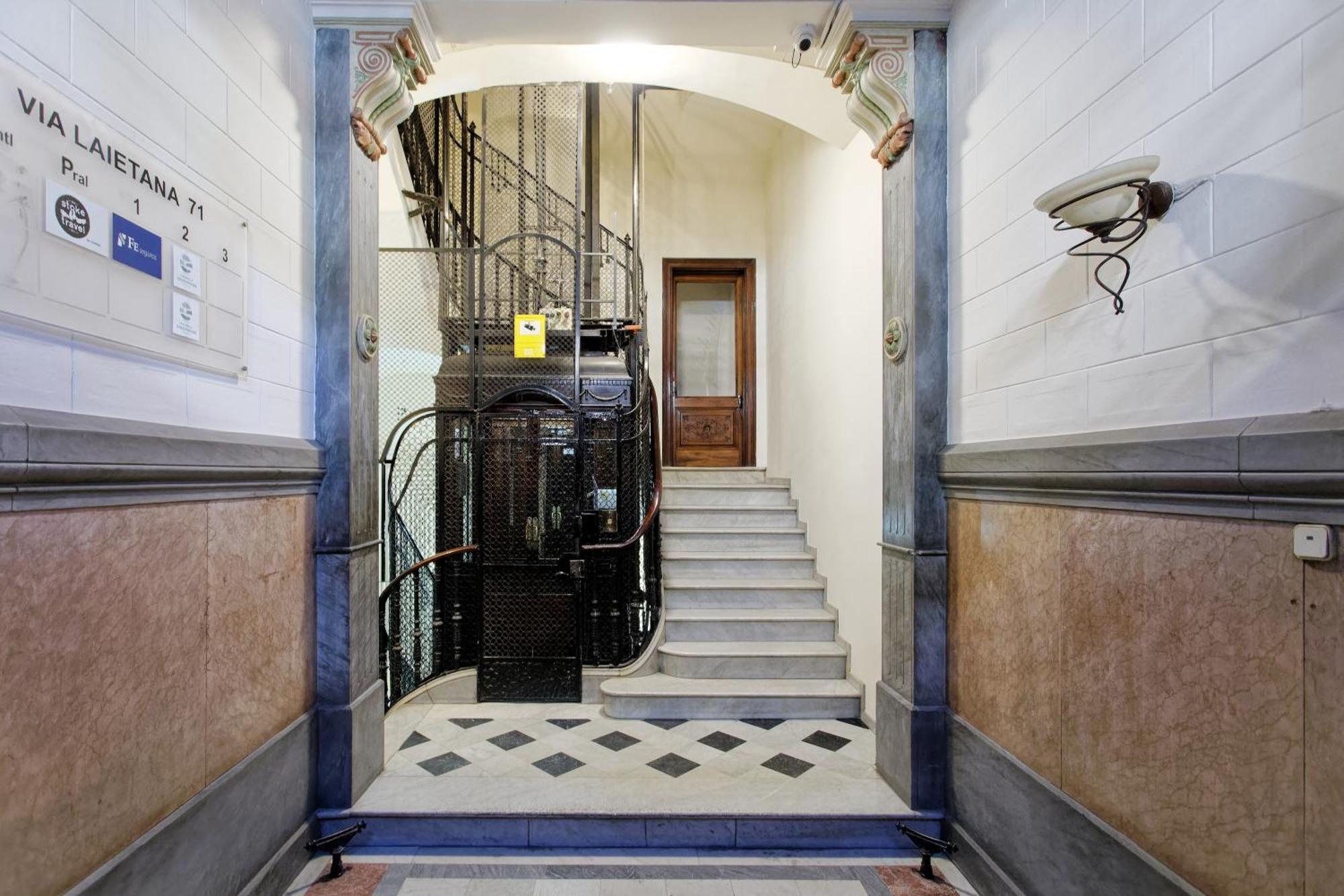 Fontanella House 2* Barcellona